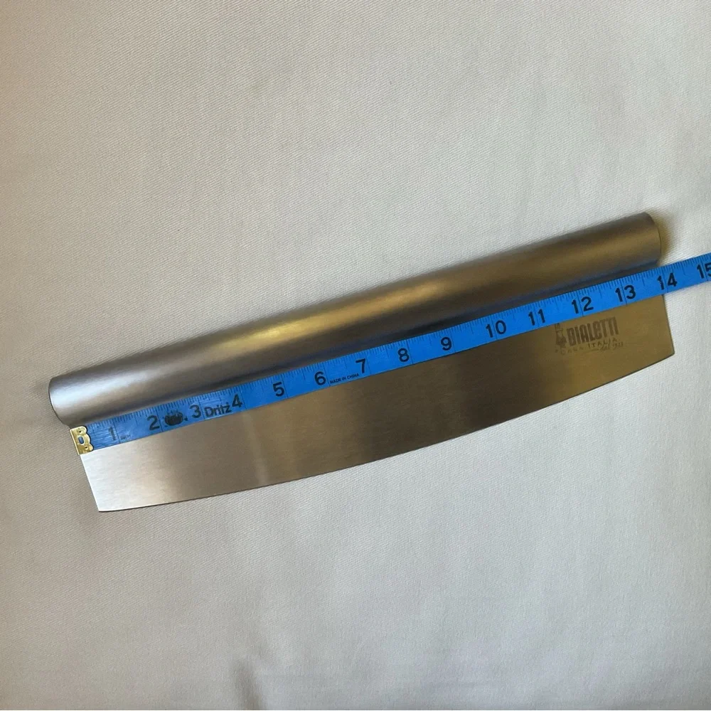 NIB Bialetti Pizza Chopper